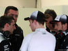 GP BAHRAIN, 01.04.2016 - Free Practice 1, Andrea Stella (ITA) Mclaren race Engineer, Eric Boullier (FRA) McLaren Racing Director, Stoffel Vandoorne (BEL) McLaren Test e Reserve Driver e Fernando Alonso (ESP) McLaren Honda MP4-31