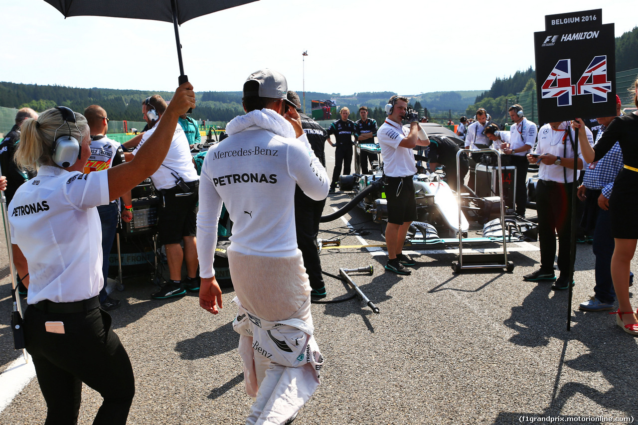 GP BELGIO, Lewis Hamilton (GBR) Mercedes AMG F1 on the grid.
28.08.2016. Gara