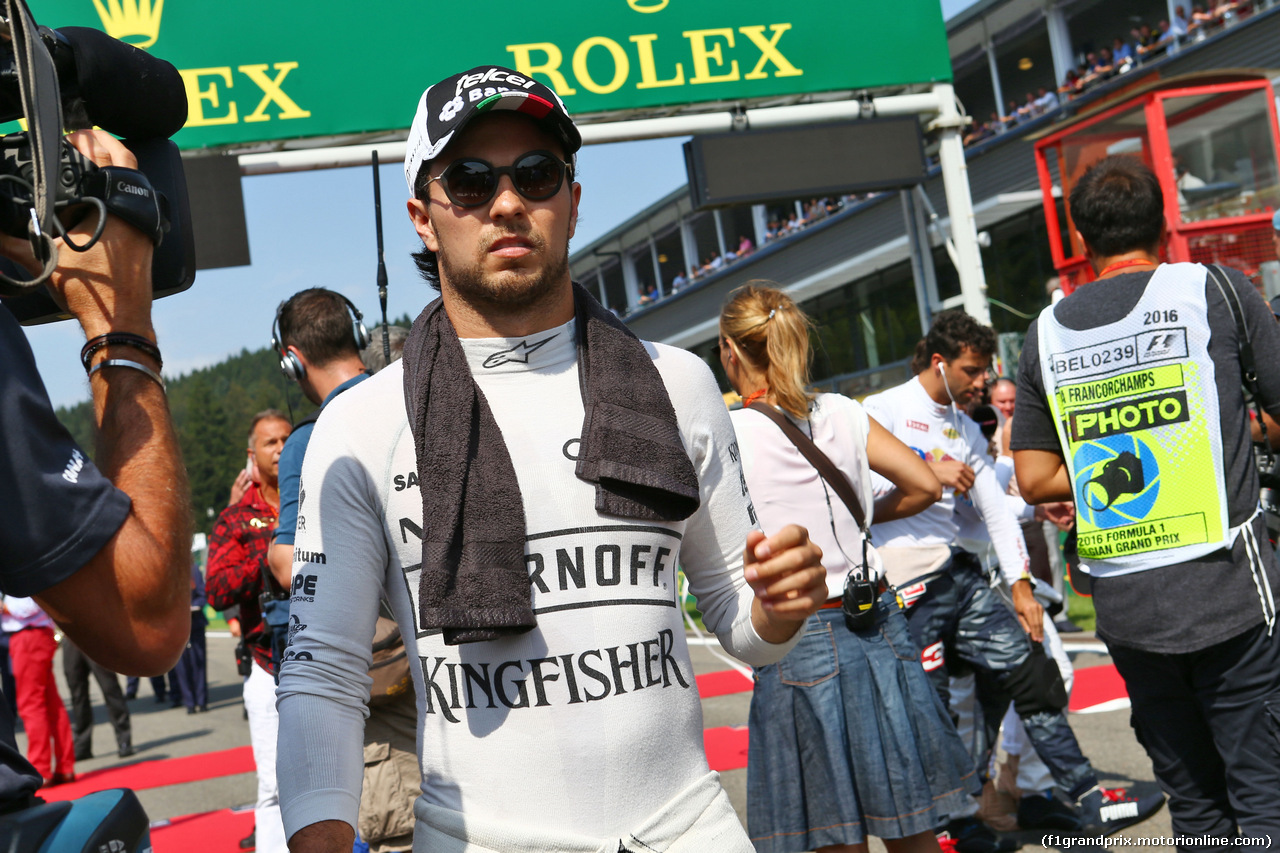 GP BELGIO, Sergio Perez (MEX) Sahara Force India F1 on the grid.
28.08.2016. Gara