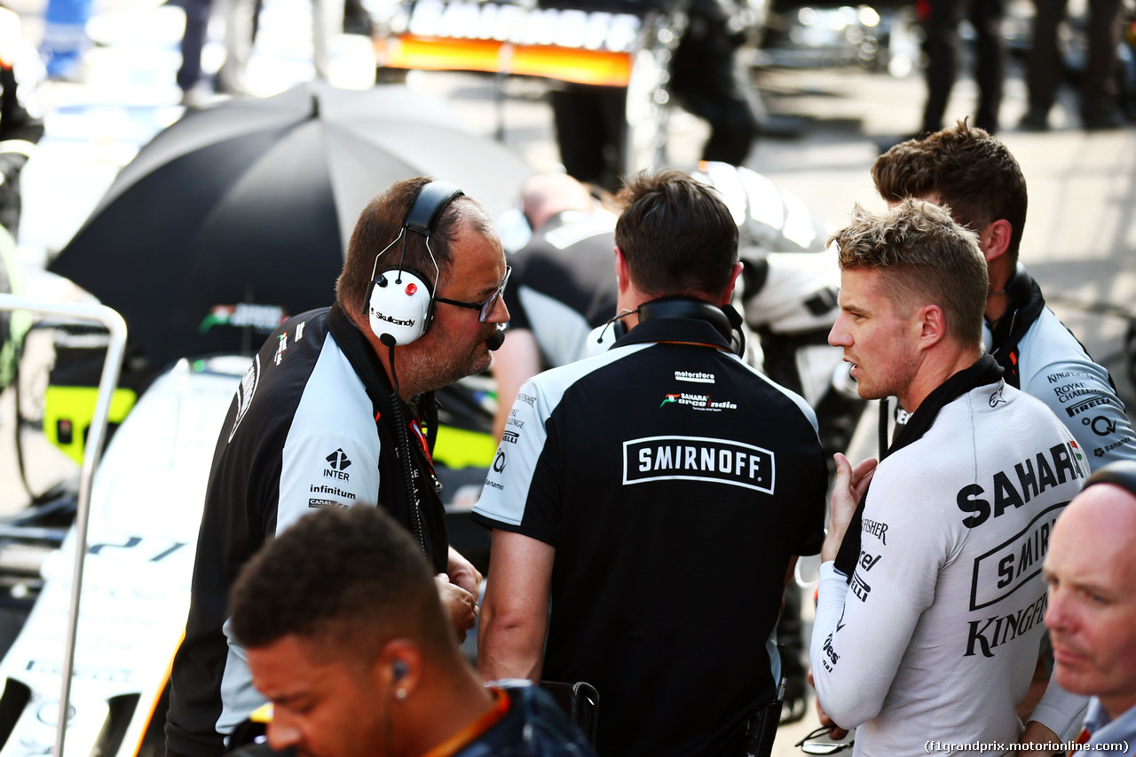 GP BELGIO, Nico Hulkenberg (GER) Sahara Force India F1  in the pits as the race is stopped.
28.08.2016. Gara