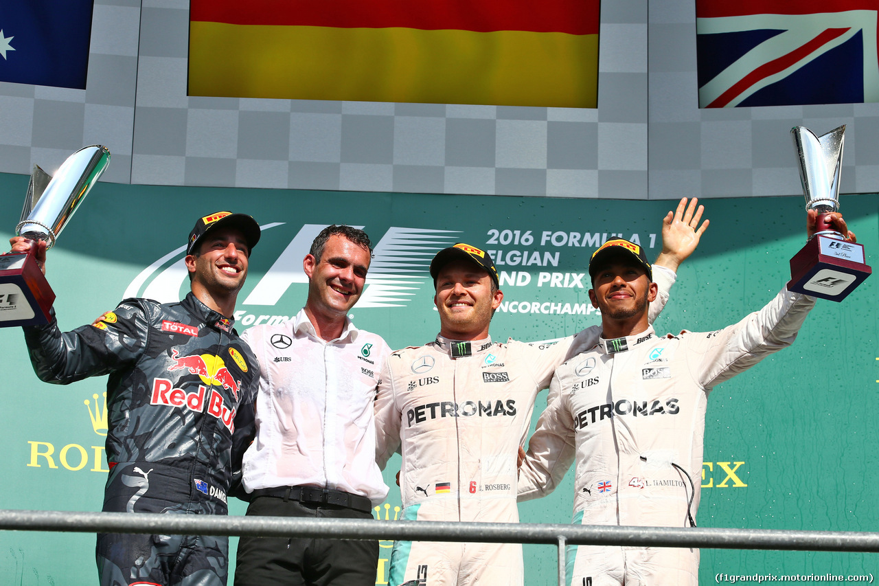 GP BELGIO, The podium (L to R): Daniel Ricciardo (AUS) Red Bull Racing, second; Nico Rosberg (GER) Mercedes AMG F1, vincitore; Lewis Hamilton (GBR) Mercedes AMG F1, third.
28.08.2016. Gara