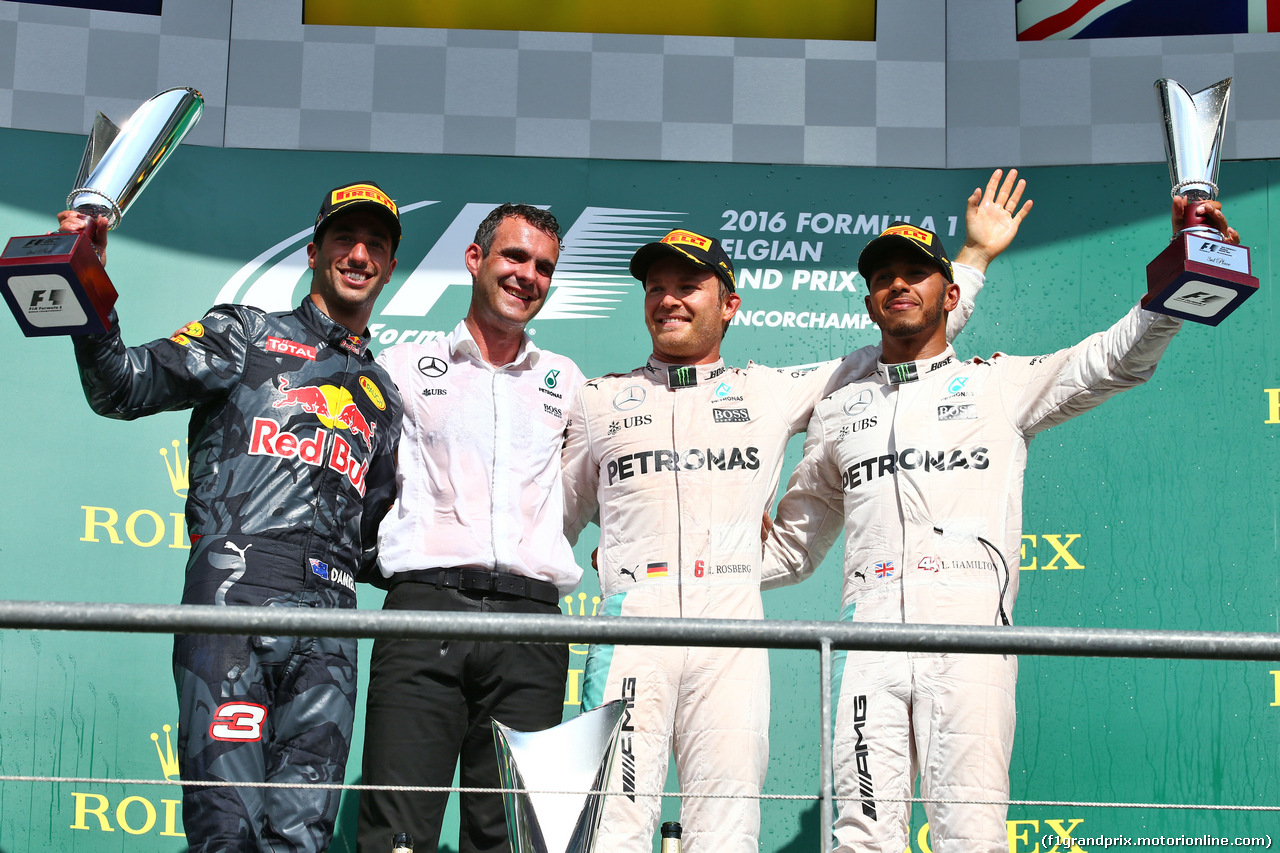 GP BELGIO, The podium (L to R): Daniel Ricciardo (AUS) Red Bull Racing, second; Nico Rosberg (GER) Mercedes AMG F1, vincitore; Lewis Hamilton (GBR) Mercedes AMG F1, third.
28.08.2016. Gara