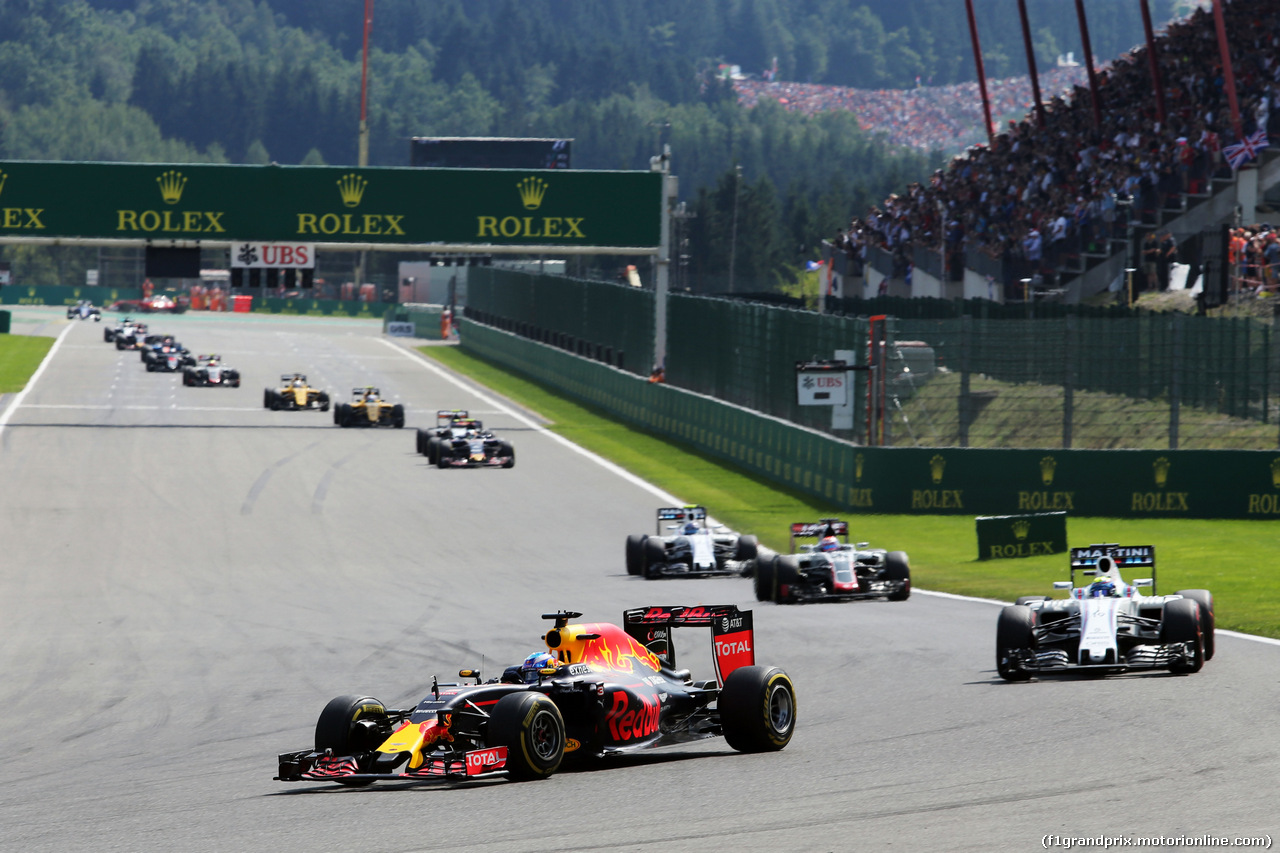 GP BELGIO, Daniel Ricciardo (AUS) Red Bull Racing RB12.
28.08.2016. Gara