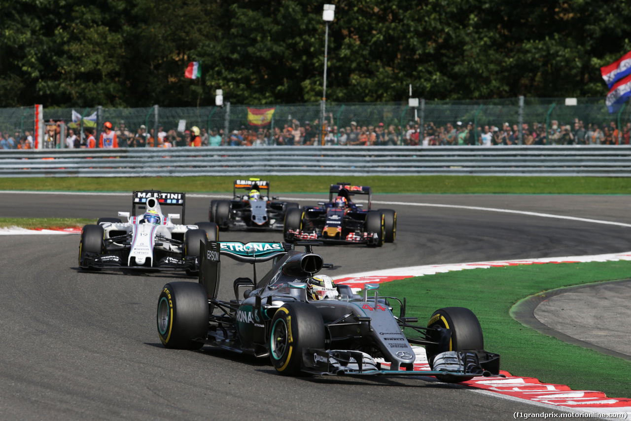 GP BELGIO, Lewis Hamilton (GBR) Mercedes AMG F1 W07 Hybrid.
28.08.2016. Gara