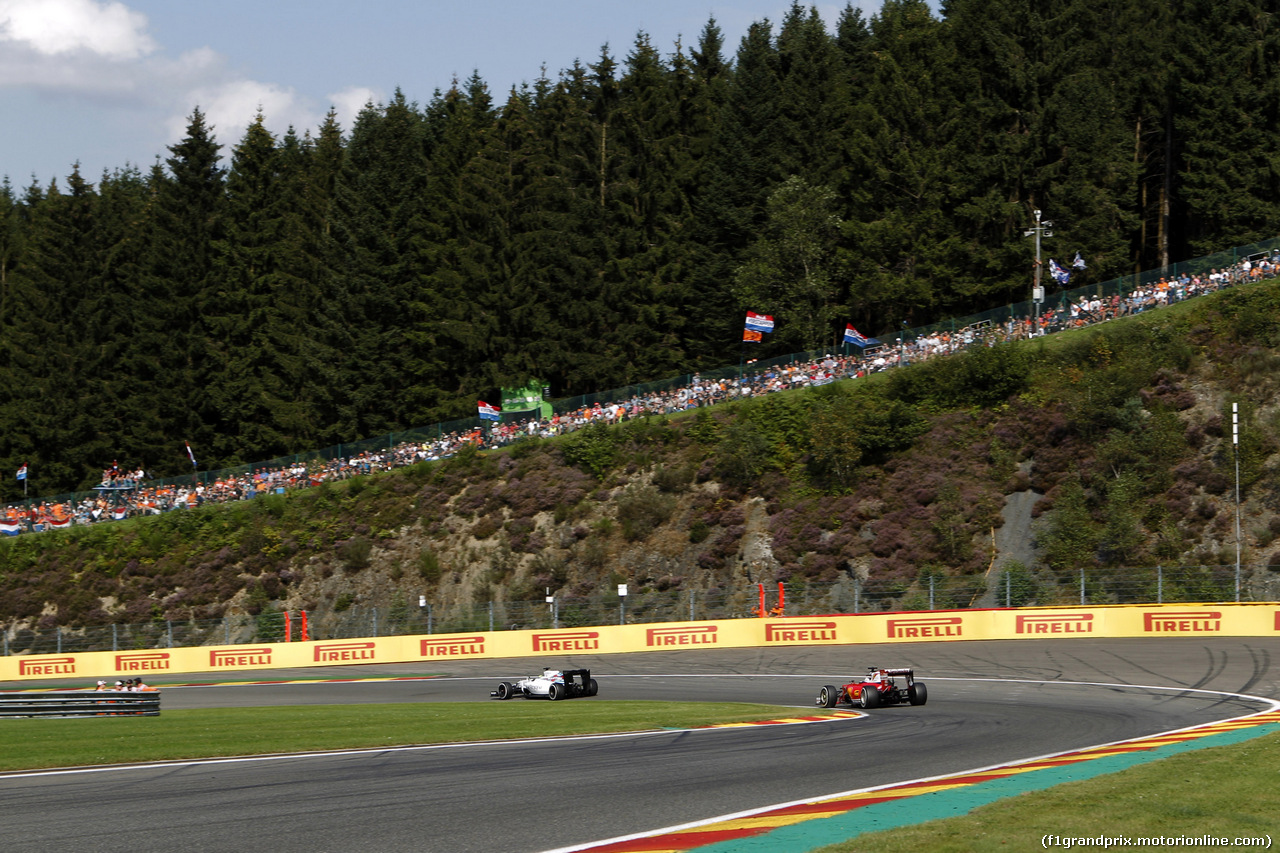 GP BELGIO, 28.08.2016 - Gara, Felipe Massa (BRA) Williams FW38 e Sebastian Vettel (GER) Ferrari SF16-H