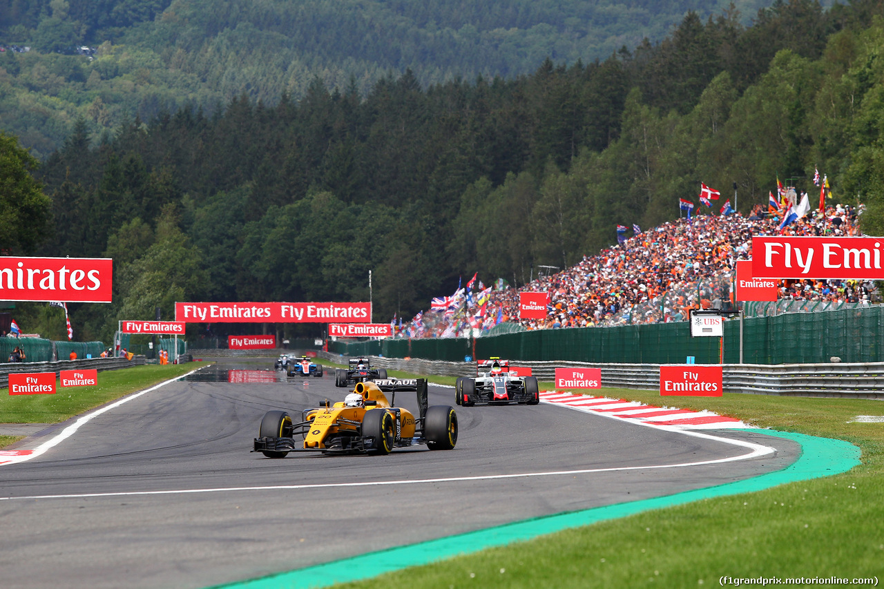 GP BELGIO, 28.08.2016 - Gara, Kevin Magnussen (DEN) Renault Sport F1 Team RS16