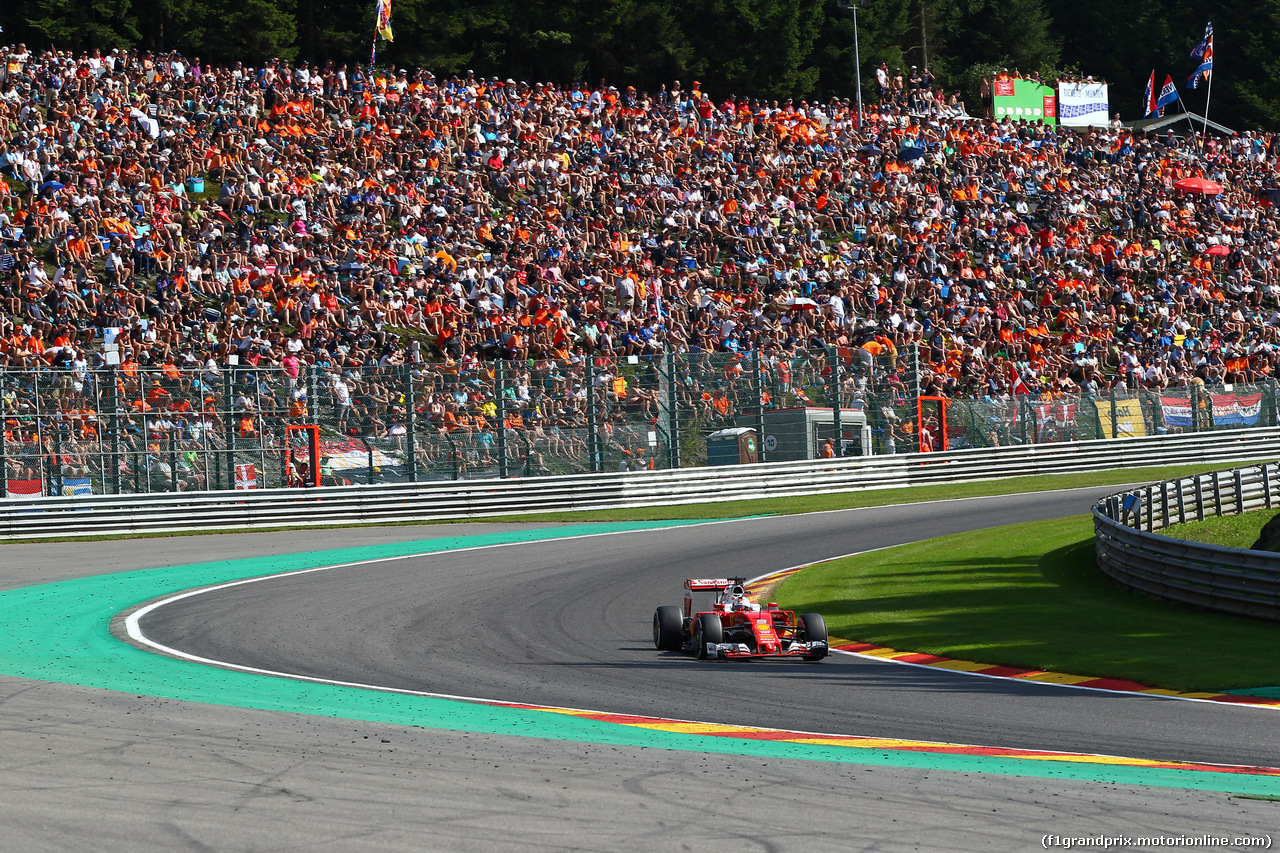 GP BELGIO, 28.08.2016 - Gara, Sebastian Vettel (GER) Ferrari SF16-H