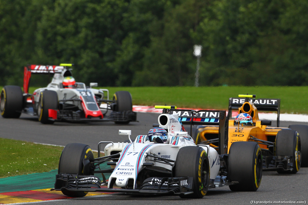 GP BELGIO, 28.08.2016 - Gara, Valtteri Bottas (FIN) Williams FW38 e Jolyon Palmer (GBR) Renault Sport F1 Team RS16