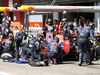 GP BELGIO, Daniel Ricciardo (AUS) Red Bull Racing RB12 makes a pit stop.
28.08.2016. Gara