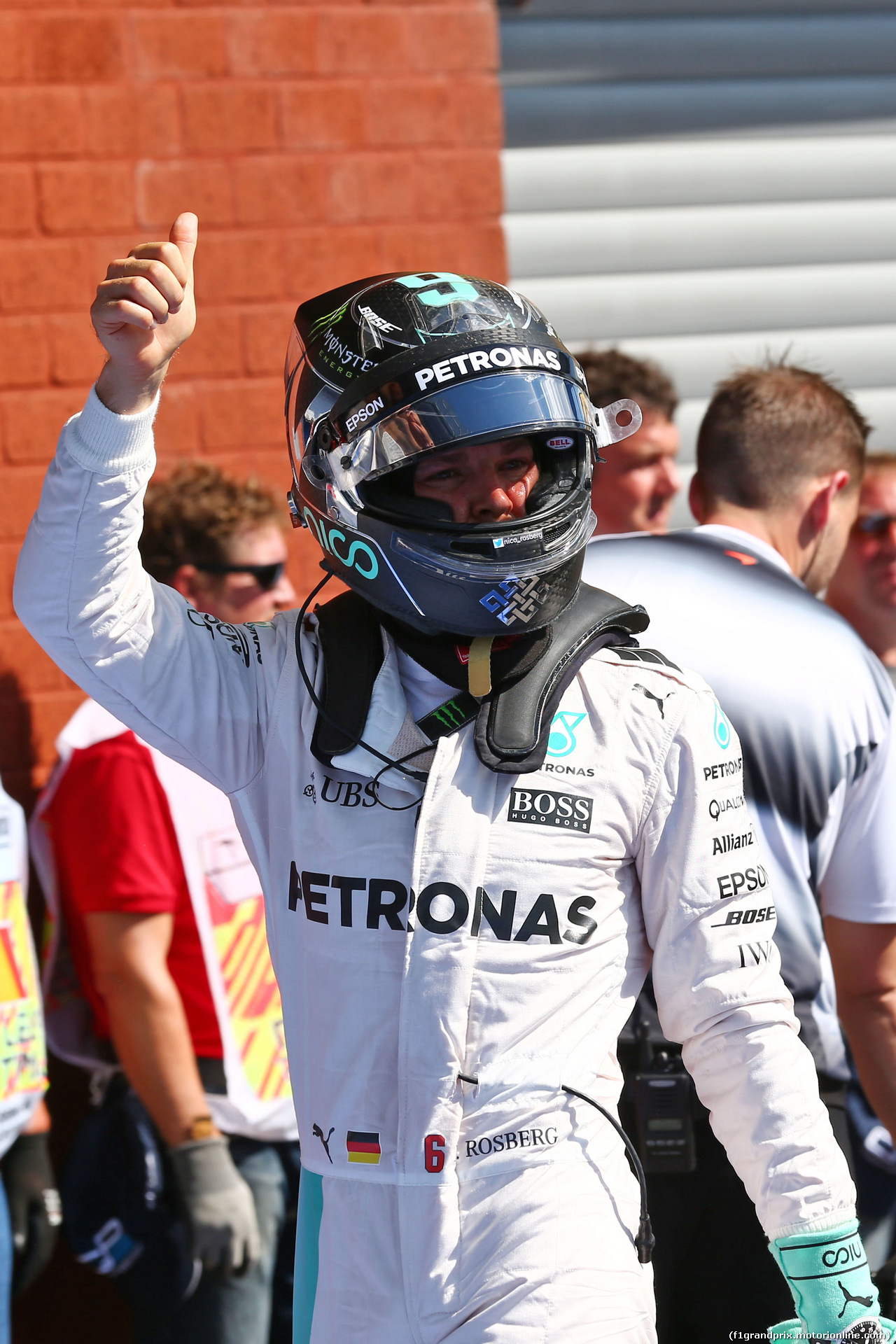 GP BELGIO, Nico Rosberg (GER) Mercedes AMG F1 celebrates his pole position in parc ferme.
27.08.2016. Qualifiche