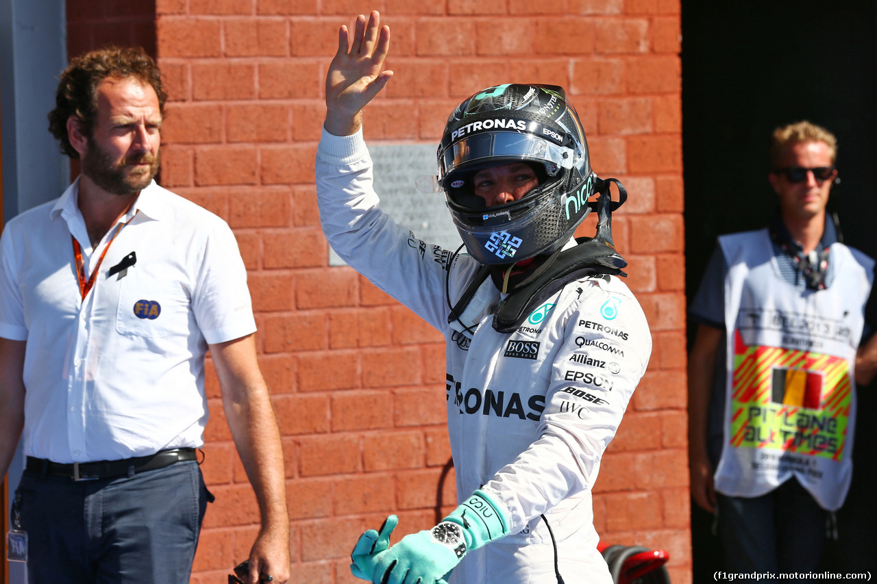 GP BELGIO, Nico Rosberg (GER) Mercedes AMG F1 celebrates his pole position in parc ferme.
27.08.2016. Qualifiche