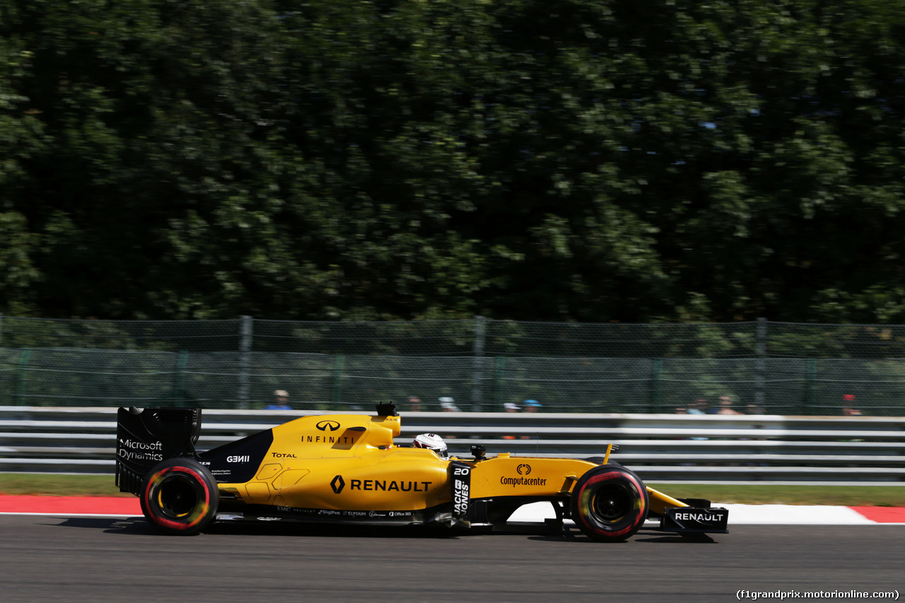 GP BELGIO, Kevin Magnussen (DEN) Renault Sport F1 Team RS16.
27.08.2016. Qualifiche