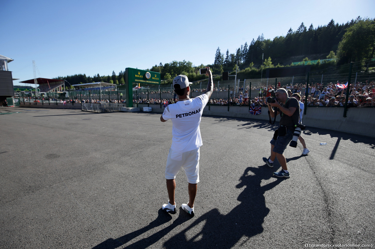 GP BELGIO, 25.08.2016 - Lewis Hamilton (GBR) Mercedes AMG F1 W07 Hybrid