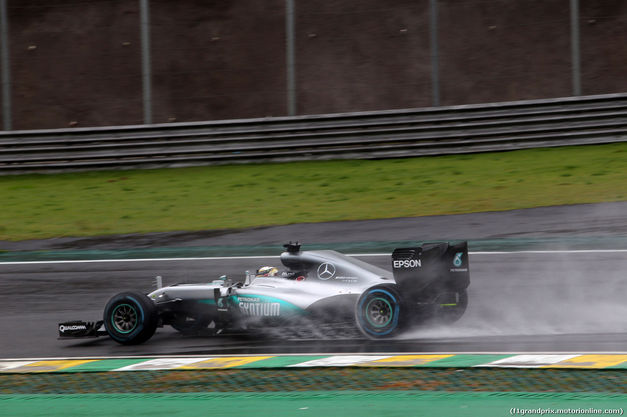 GP BRASILE, 13.11.2016 - Gara, Lewis Hamilton (GBR) Mercedes AMG F1 W07 Hybrid