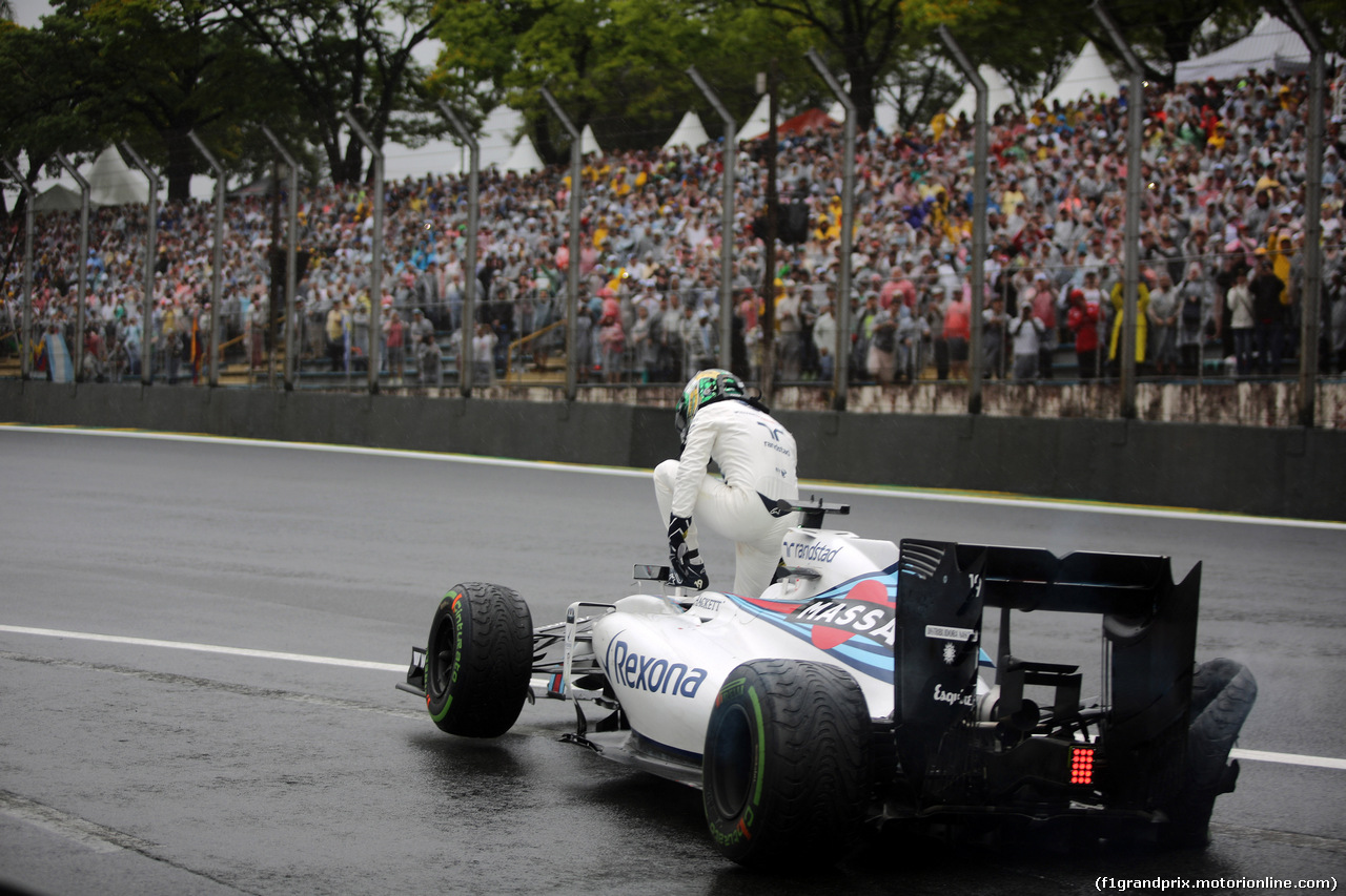 GP BRASILE, 13.11.2016 - Gara, Felipe Massa (BRA) Williams FW38 retires from the race