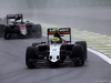 GP BRASILE, 13.11.2016 - Gara, Sergio Perez (MEX) Sahara Force India F1 VJM09 davanti a Fernando Alonso (ESP) McLaren Honda MP4-31