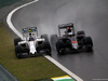 GP BRASILE, 13.11.2016 - Gara, Valtteri Bottas (FIN) Williams FW38 e Fernando Alonso (ESP) McLaren Honda MP4-31