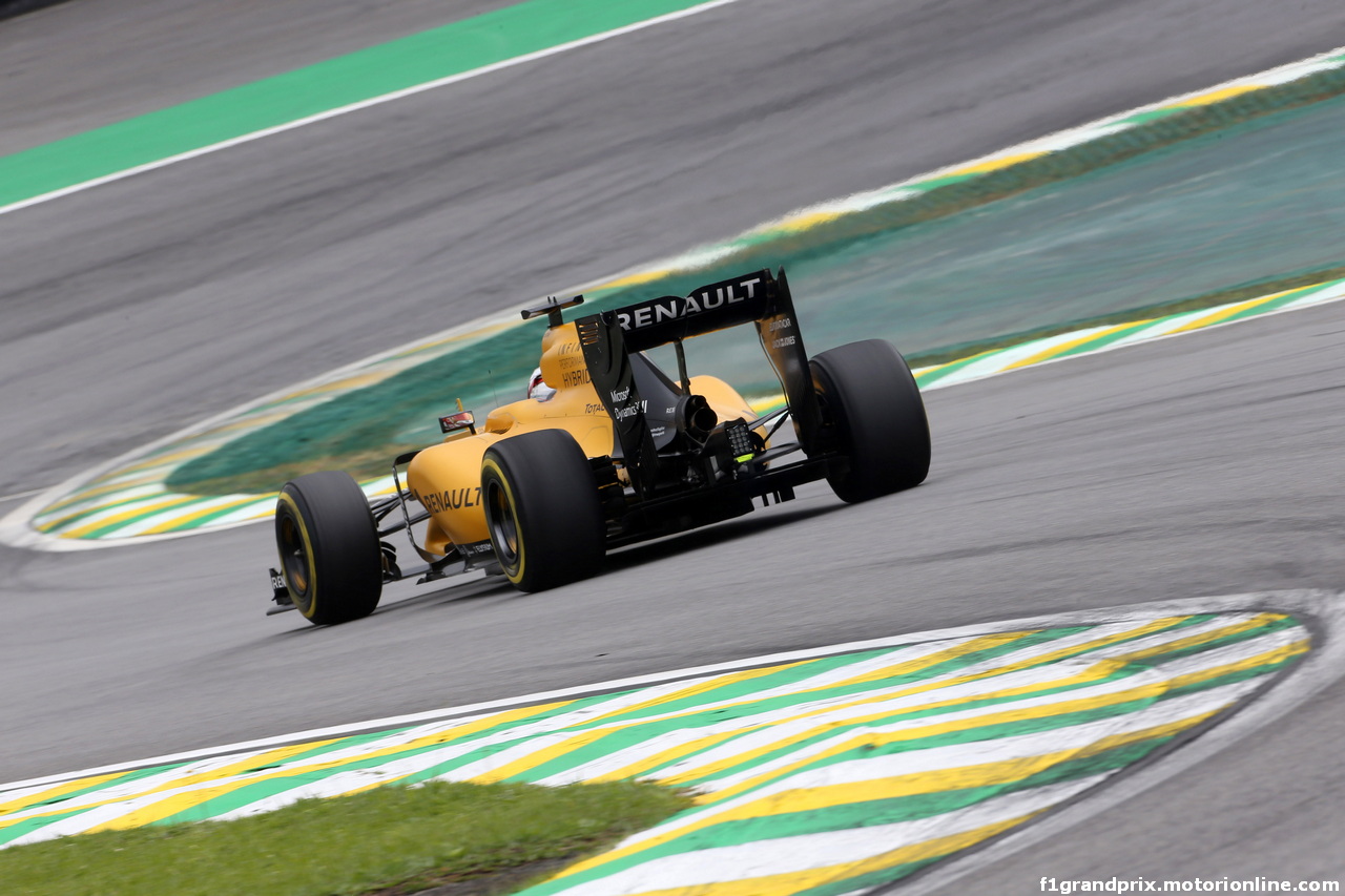 GP BRASILE, 12.11.2016 - Prove Libere 3, Kevin Magnussen (DEN) Renault Sport F1 Team RS16