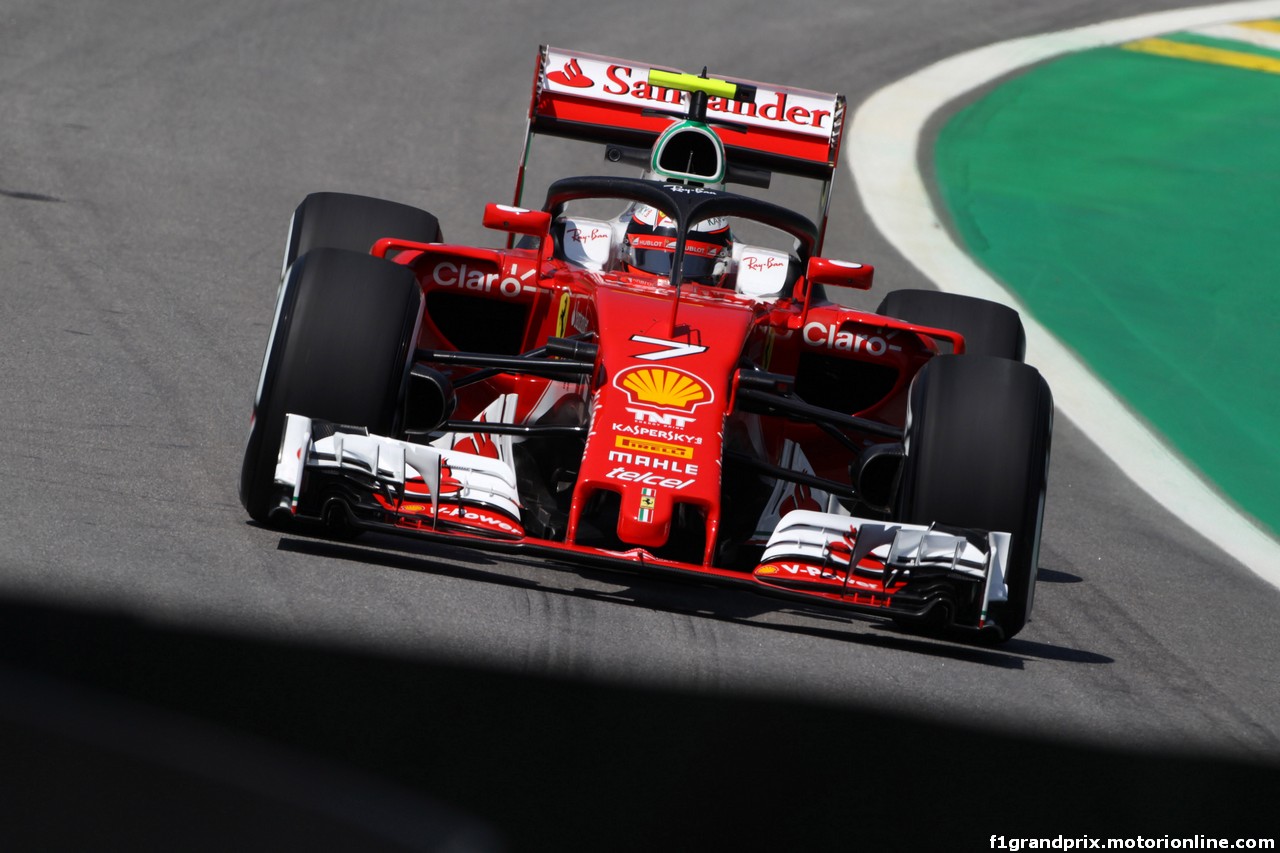 GP BRASILE, 11.11.2016 - Prove Libere 1, Kimi Raikkonen (FIN) Ferrari SF16-H with Halo.