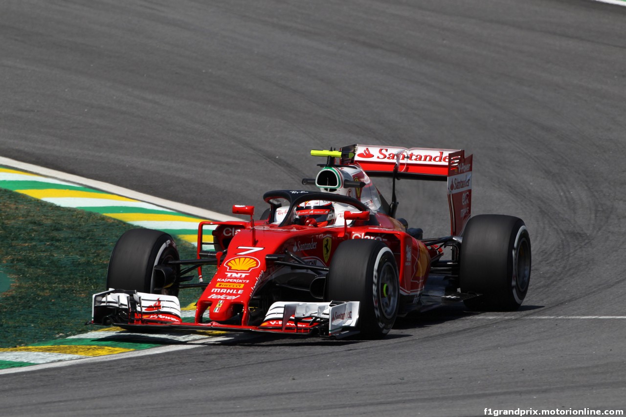 GP BRASILE, 11.11.2016 - Prove Libere 1, Kimi Raikkonen (FIN) Ferrari SF16-H with Halo.