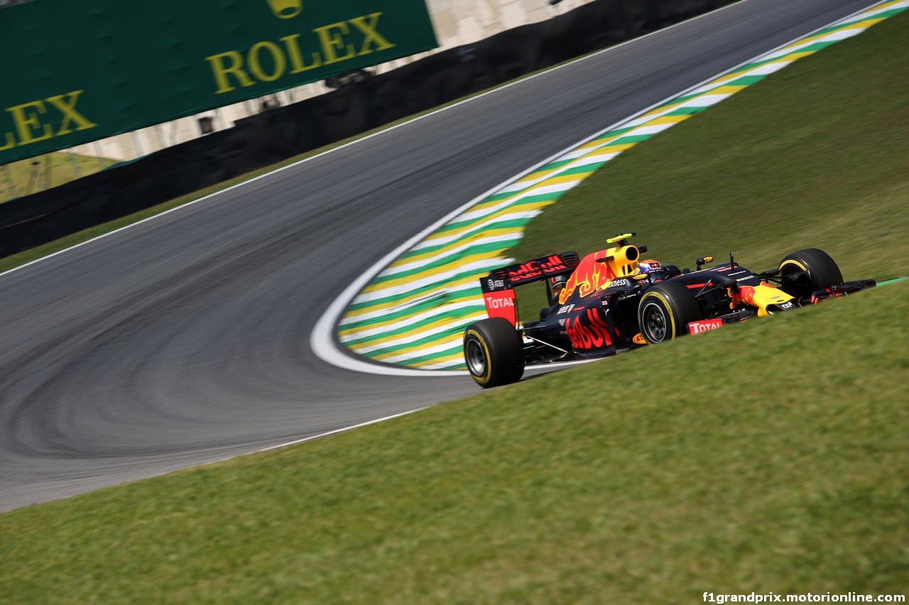 GP BRASILE, 11.11.2016 - Prove Libere 1, Max Verstappen (NED) Red Bull Racing RB12