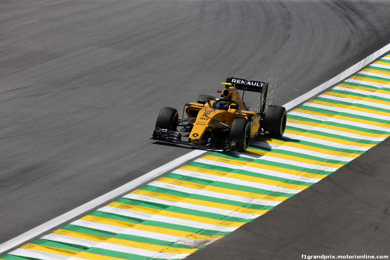 GP BRASILE, 11.11.2016 - Prove Libere 1, Jolyon Palmer (GBR) Renault Sport F1 Team RS16