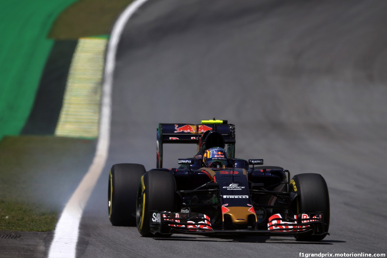 GP BRASILE, 11.11.2016 - Prove Libere 1, Carlos Sainz Jr (ESP) Scuderia Toro Rosso STR11