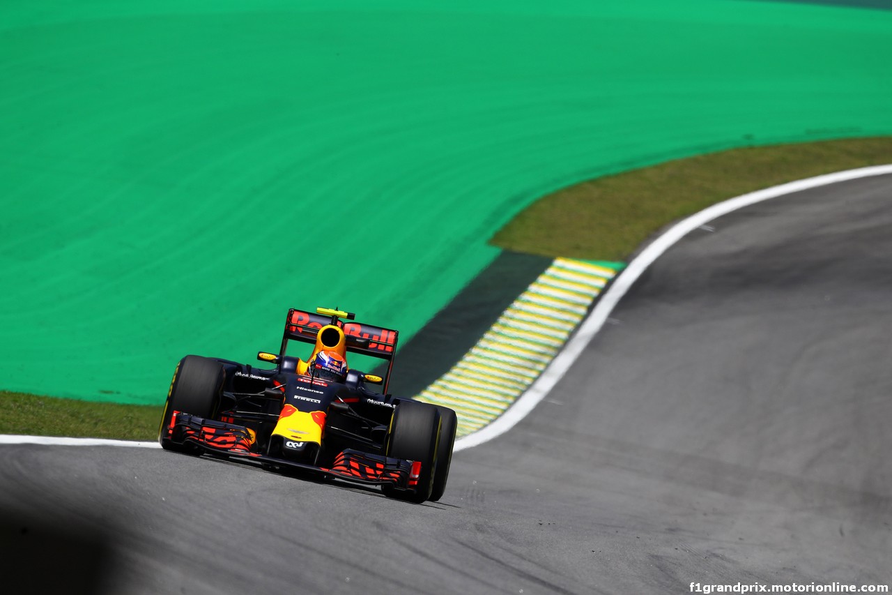 GP BRASILE, 11.11.2016 - Prove Libere 1, Max Verstappen (NED) Red Bull Racing RB12