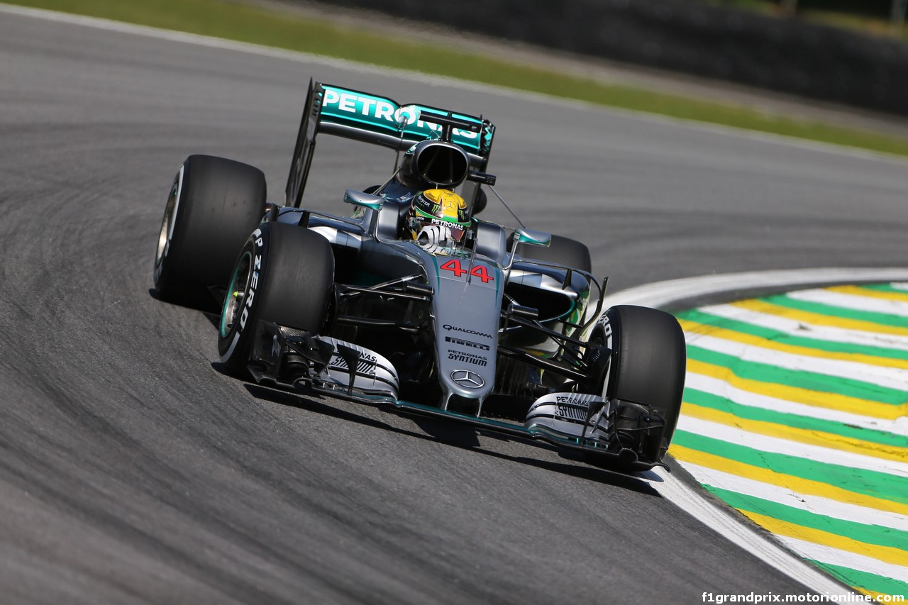 GP BRASILE, 11.11.2016 - Prove Libere 1, Lewis Hamilton (GBR) Mercedes AMG F1 W07 Hybrid