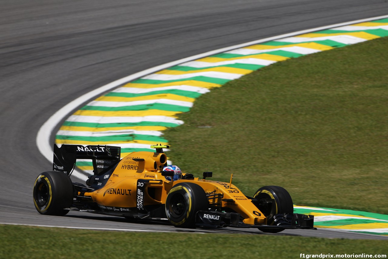 GP BRASILE, 11.11.2016 - Prove Libere 1, Jolyon Palmer (GBR) Renault Sport F1 Team RS16