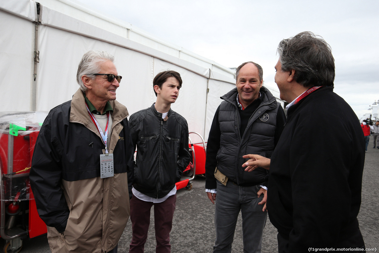 GP CANADA, 12.06.2016 - Michael Douglas (USA), Actor e his son Dylan with Gerard Berger (AUT) e Pasquale Lattuneddu (ITA), FOM