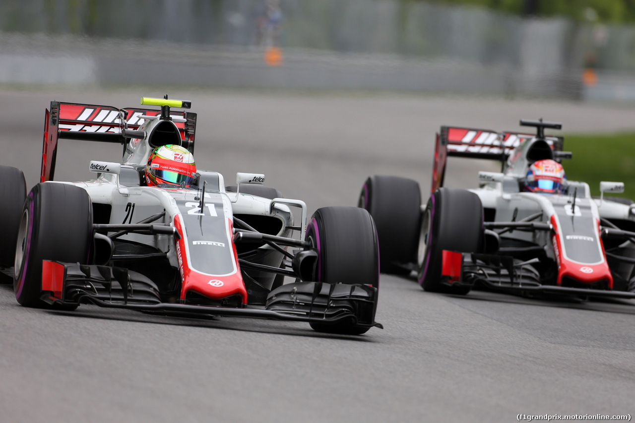 GP CANADA, 11.06.2016 - Prove Libere 3, Esteban Gutierrez (MEX) Haas F1 Team VF-16 e Romain Grosjean (FRA) Haas F1 Team VF-16
