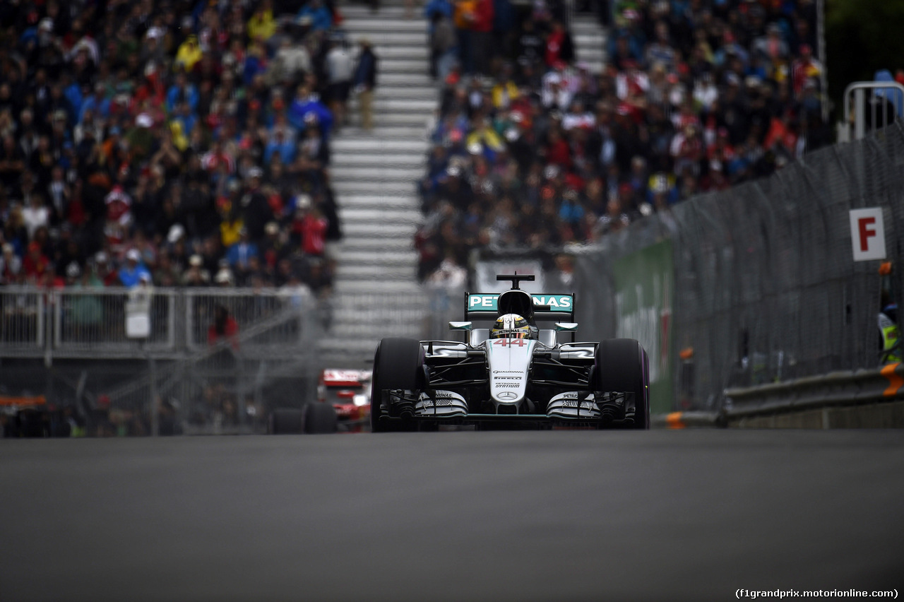 GP CANADA, 11.06.2016 - Qualifiche, Lewis Hamilton (GBR) Mercedes AMG F1 W07 Hybrid