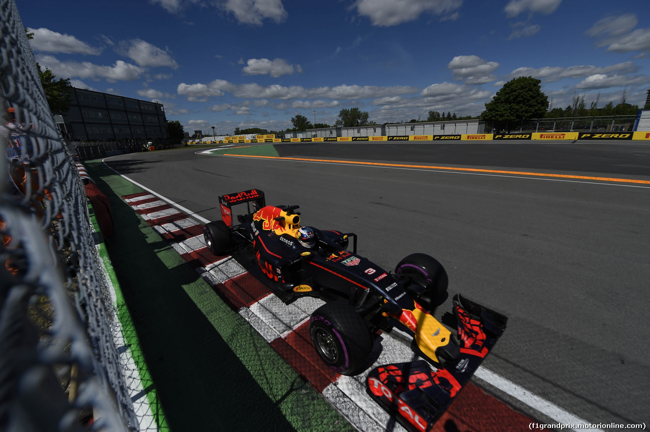 GP CANADA, 10.06.2016 - Prove Libere 2, Daniel Ricciardo (AUS) Red Bull Racing RB12