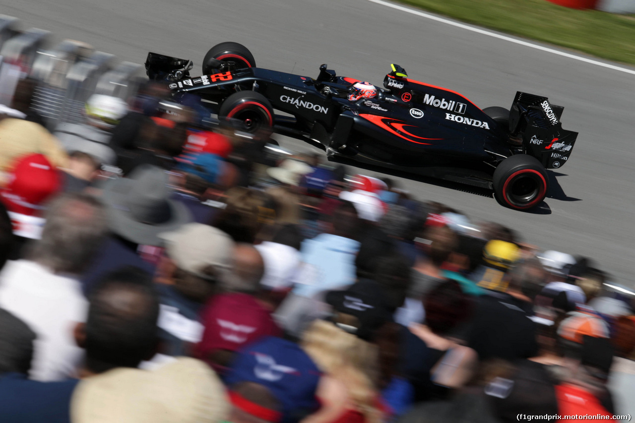 GP CANADA, 10.06.2016 - Prove Libere 2, Jenson Button (GBR)  McLaren Honda MP4-31