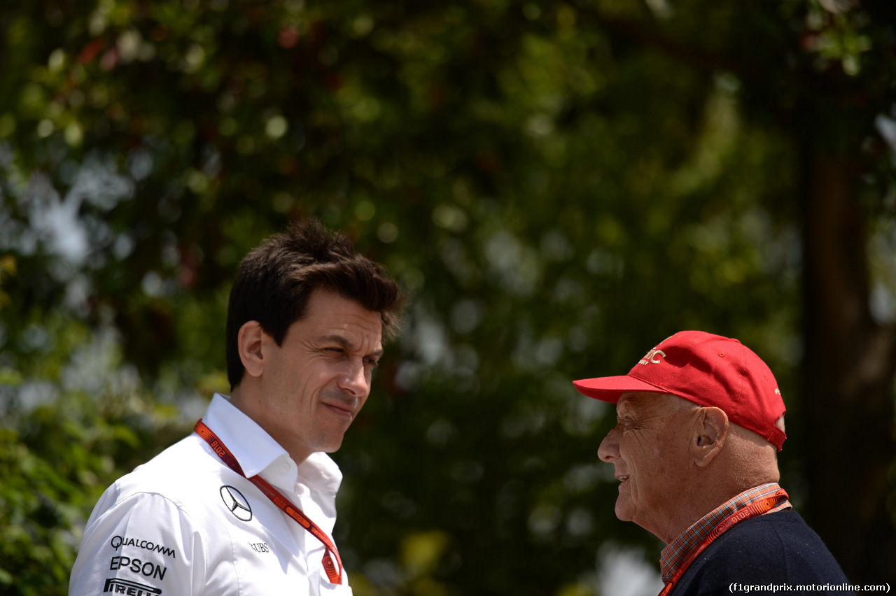 GP CINA, 17.04.2016 - Toto Wolff (GER) Mercedes AMG F1 Shareholder e Executive Director e Nikki Lauda (AU), Mercedes