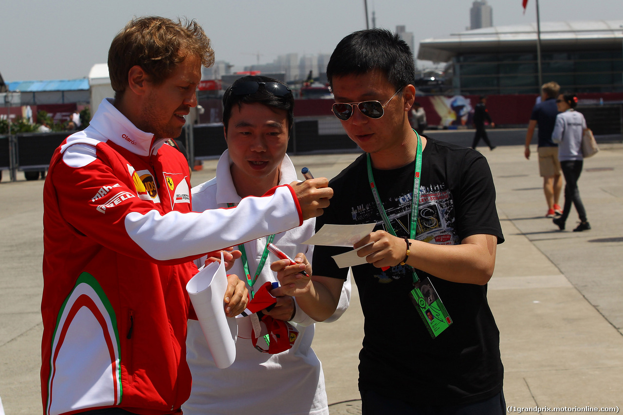 GP CINA, 17.04.2016 - Sebastian Vettel (GER) Ferrari SF16-H