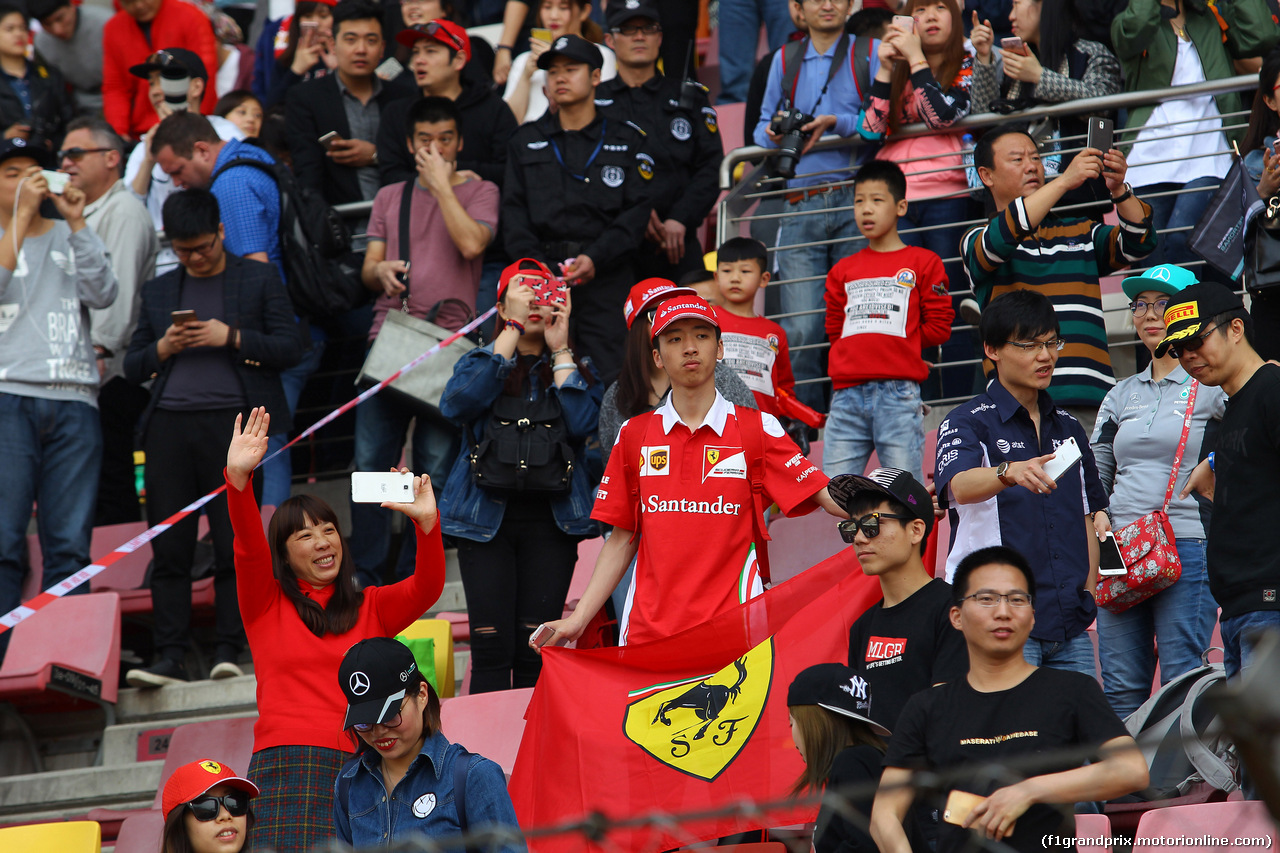 GP CINA, 17.04.2016 - Fans