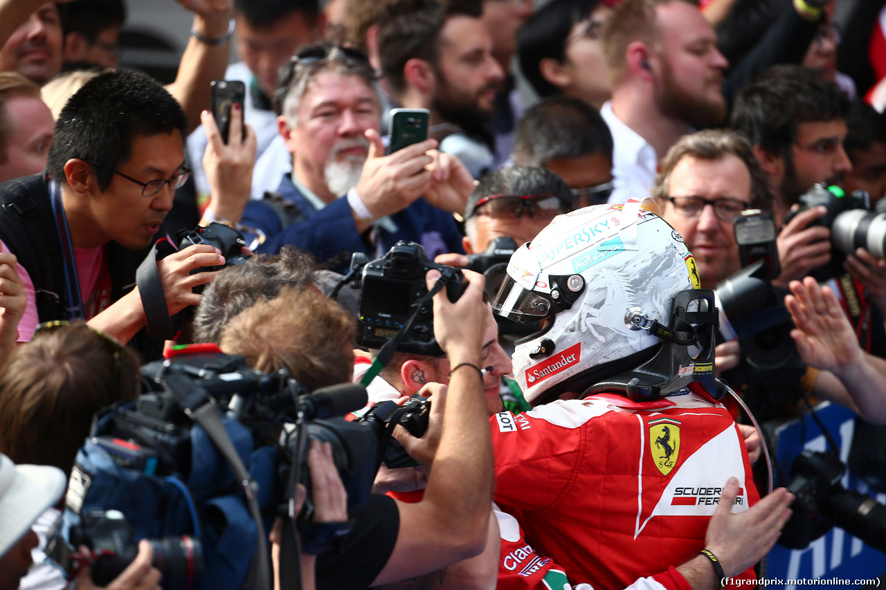GP CINA, 17.04.2016 - Gara, secondo Sebastian Vettel (GER) Ferrari SF16-H