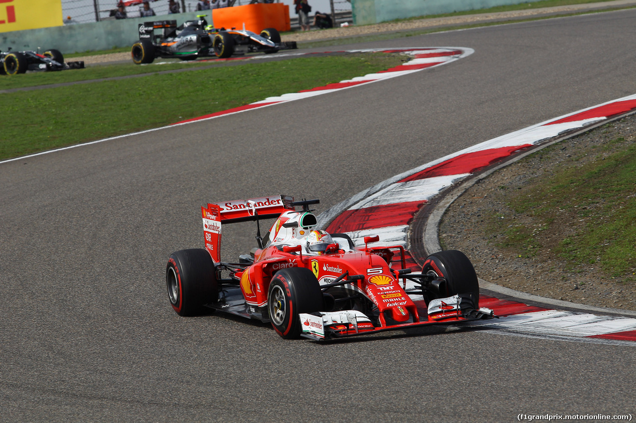 GP CINA, 17.04.2016 - Gara, Sebastian Vettel (GER) Ferrari SF16-H
