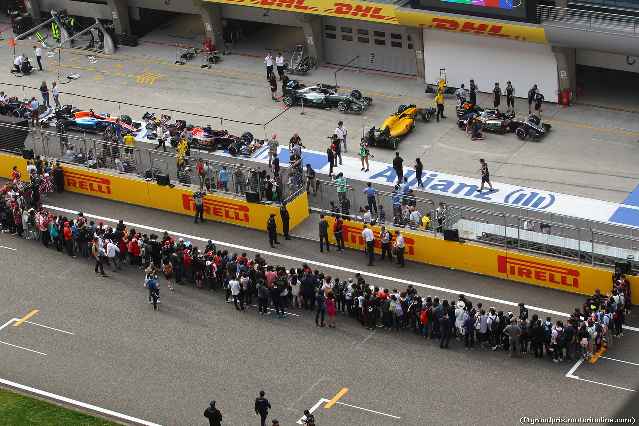 GP CINA, 14.04.2016 - Autograph session