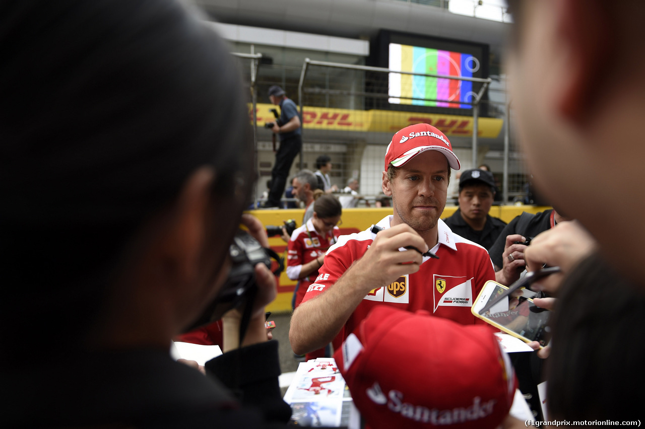 GP CINA, 14.04.2016 - Sebastian Vettel (GER) Ferrari SF16-H