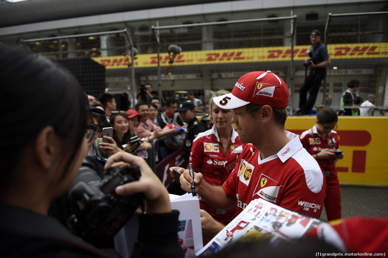GP CINA, 14.04.2016 - Sebastian Vettel (GER) Ferrari SF16-H