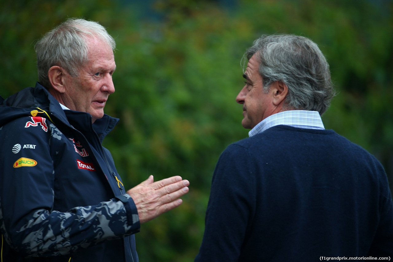 GP CINA, 16.04.2016 - Helmut Marko (AUT), Red Bull Racing, Red Bull Advisor e Carlos Sainz (ESP) WRC Champion former