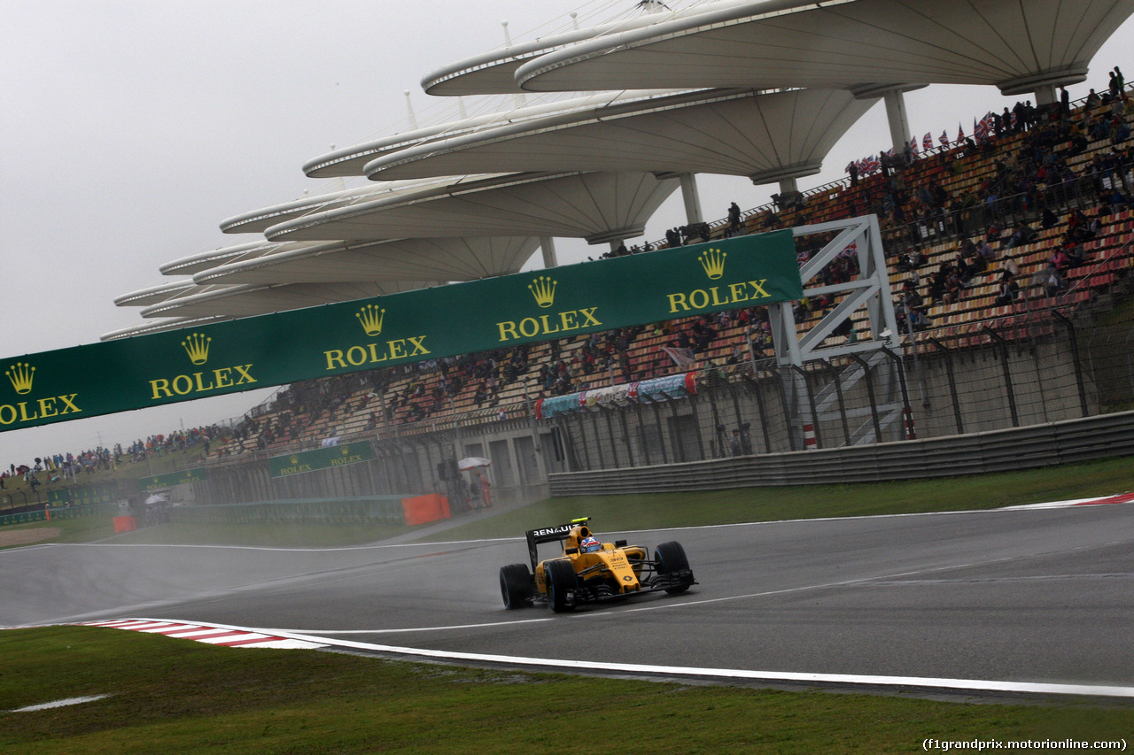 GP CINA, 16.04.2016 - Prove Libere 3, Jolyon Palmer (GBR) Renault Sport F1 Team RS16