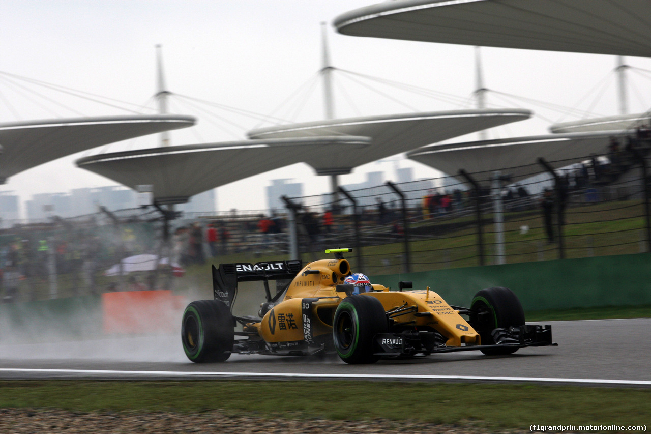 GP CINA, 16.04.2016 - Prove Libere 3, Jolyon Palmer (GBR) Renault Sport F1 Team RS16