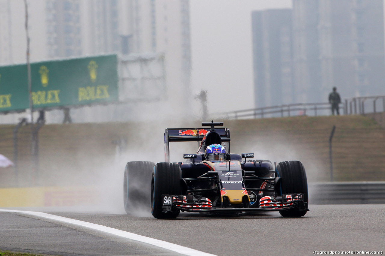 GP CINA, 16.04.2016 - Prove Libere 3, Max Verstappen (NED) Scuderia Toro Rosso STR11