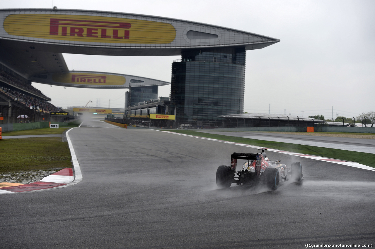 GP CINA, 16.04.2016 - Prove Libere 3, Carlos Sainz Jr (ESP) Scuderia Toro Rosso STR11