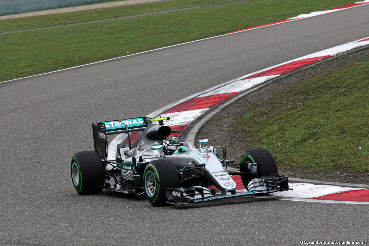 GP CINA, 16.04.2016 - Qualifiche, Nico Rosberg (GER) Mercedes AMG F1 W07 Hybrid