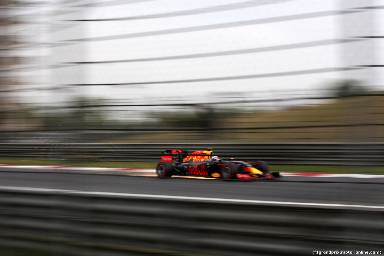 GP CINA, 16.04.2016 - Qualifiche, Daniel Ricciardo (AUS) Red Bull Racing RB12